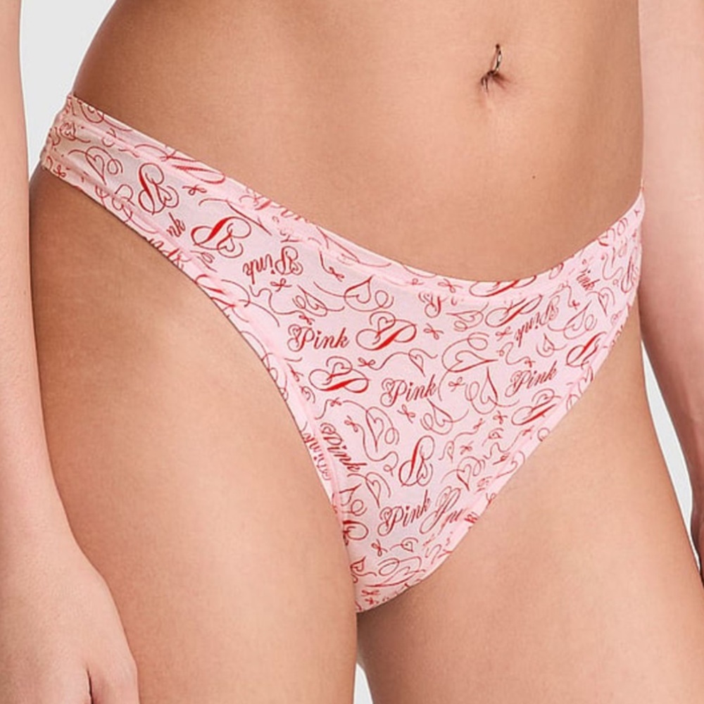 ❤️Victoria's Secret Pink Script thong